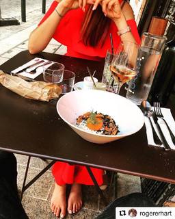 Delphine Wespiser feet photo thumbnail