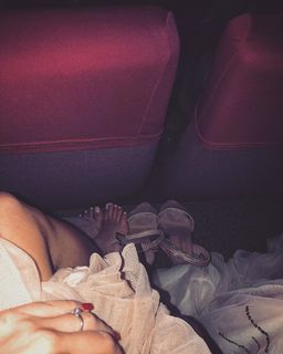 Delphine Wespiser feet photo thumbnail