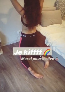 Delphine Wespiser feet photo thumbnail