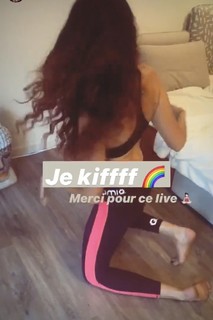 Delphine Wespiser feet photo thumbnail