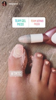 Delphine Wespiser feet photo thumbnail