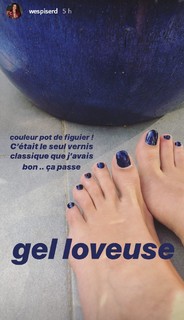Delphine Wespiser feet photo thumbnail