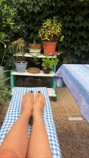 Delphine Wespiser feet photo thumbnail