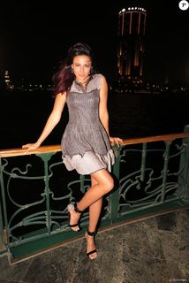 Delphine Wespiser feet photo thumbnail