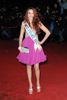 Delphine Wespiser feet photo thumbnail