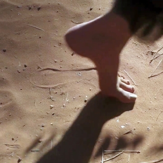 Delphine Wespiser feet photo thumbnail