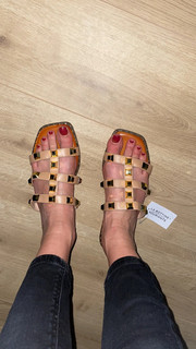 Delphine Wespiser feet photo thumbnail
