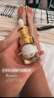 Delphine Wespiser feet photo thumbnail