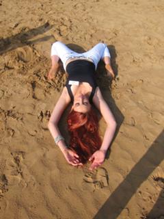 Delphine Wespiser feet photo thumbnail