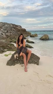 Delphine Wespiser feet photo thumbnail