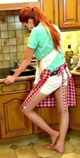 Delphine Wespiser feet photo thumbnail