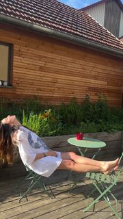 Delphine Wespiser feet photo 2