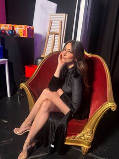 Delphine Wespiser feet photo 2