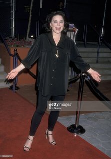 Delta Burke feet photo 9