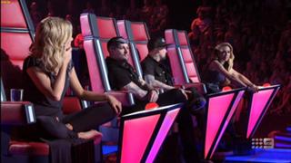 Delta Goodrem feet photo thumbnail