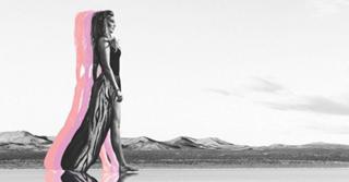 Delta Goodrem feet photo thumbnail