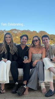 Delta Goodrem feet photo thumbnail