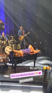 Delta Goodrem feet photo 10
