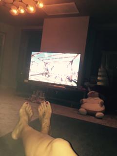 Demet Akalin feet photo thumbnail