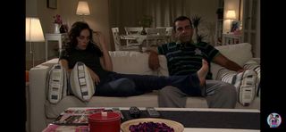 Demet Evgar feet photo 1