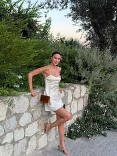 Demet Sener feet photo 6
