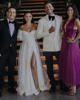 Demet Özdemir feet photo thumbnail