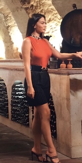 Demet Özdemir feet photo thumbnail