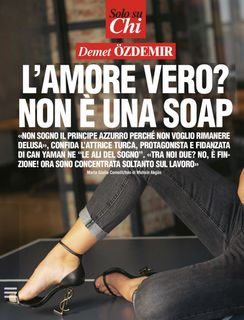 Demet Özdemir feet photo 15