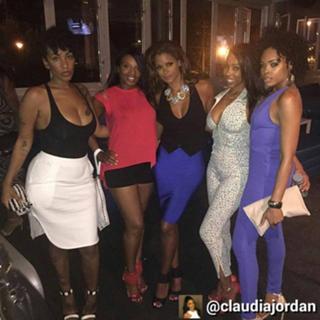 Demetria McKinney feet photo 17