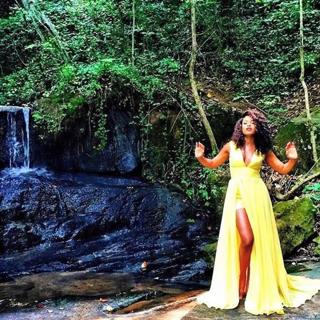 Demetria McKinney feet photo 11