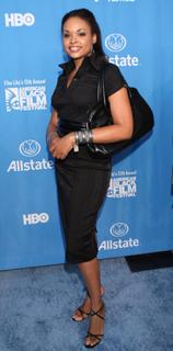 Demetria McKinney feet photo 10