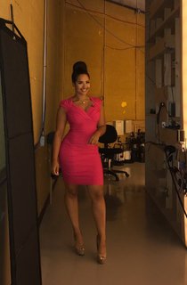 Demetria Obilor feet photo thumbnail