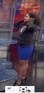 Demetria Obilor feet photo thumbnail