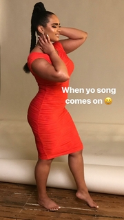 Demetria Obilor feet photo thumbnail