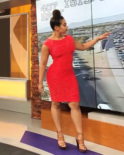 Demetria Obilor feet photo thumbnail