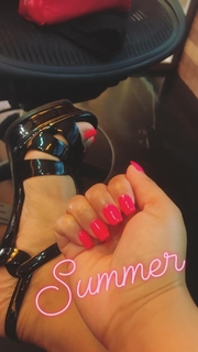 Demetria Obilor feet photo thumbnail