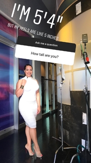 Demetria Obilor feet photo thumbnail