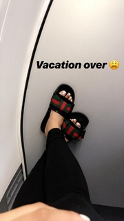 Demetria Obilor feet photo thumbnail