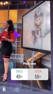 Demetria Obilor feet photo thumbnail