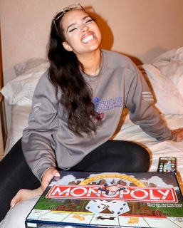 Demetria Obilor feet photo thumbnail