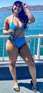 Demetria Obilor feet photo thumbnail