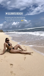 Demetria Obilor feet photo thumbnail