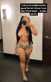 Demetria Obilor feet photo thumbnail