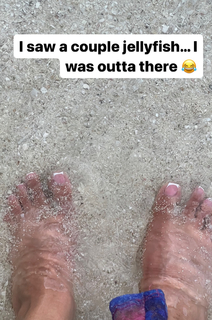 Demetria Obilor feet photo thumbnail