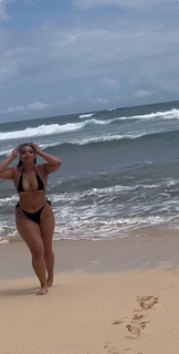 Demetria Obilor feet photo thumbnail