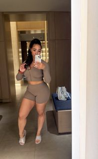 Demetria Obilor feet photo 2