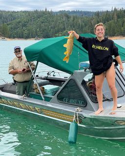 Demi Bagby feet photo thumbnail