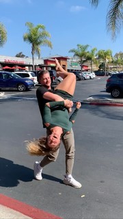 Demi Bagby feet photo thumbnail