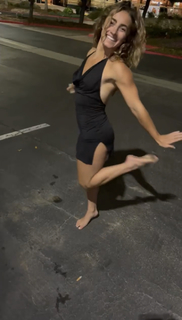 Demi Bagby feet photo thumbnail