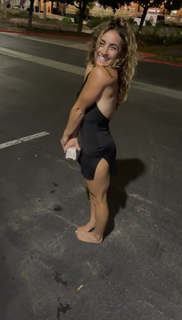 Demi Bagby feet photo thumbnail